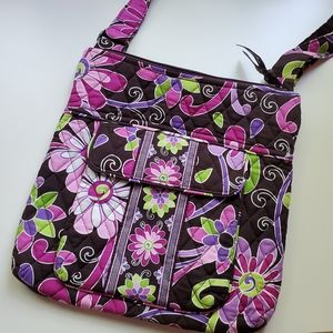 Vera Bradley Crossbody Hipster in Purppe Punch